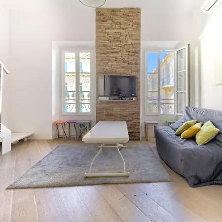 아파트 Cosy Duplex, Hyper Centre, Wifi,air Conditionner *